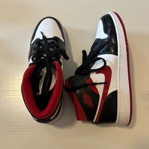 Air Jordan’s, size 7